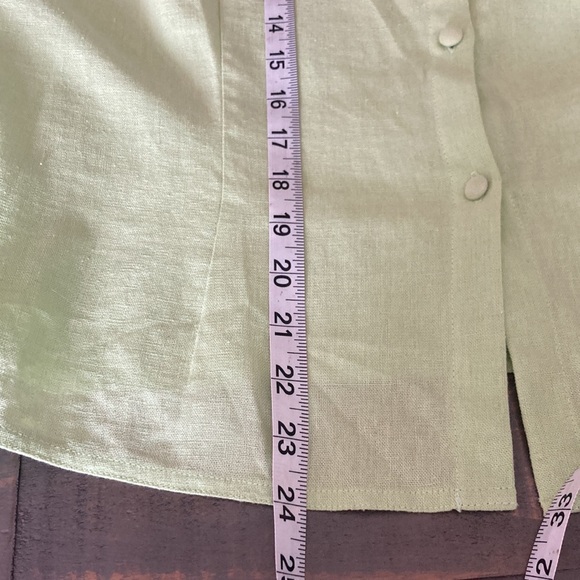 Plaza Collection Perite Button Down Sleeveless Top - Picture 6 of 6